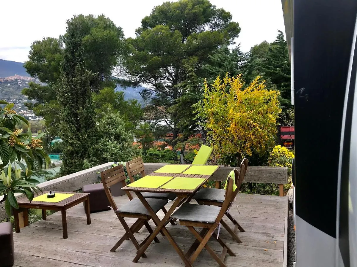 Kemping Nuit Dans Un Camping-Car
